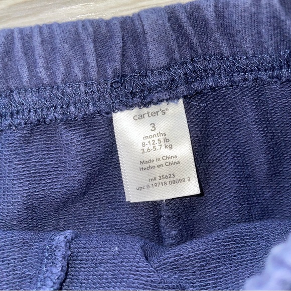 ⭐️ 3 Month Carters Baby Boy Outfit⭐️ - Picture 3 of 6